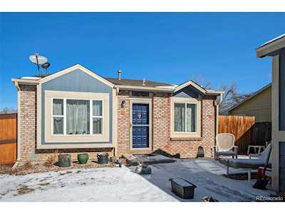 2887 Bridalwreath Pl Loveland, CO 80537
