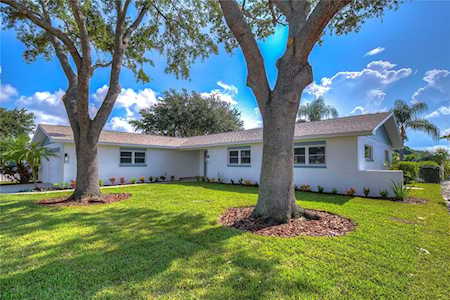 3939 Versailles Dr Tampa, FL 33634
