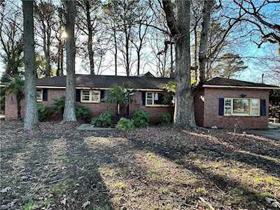1033 Norwich Ave Virginia Beach, VA 23455