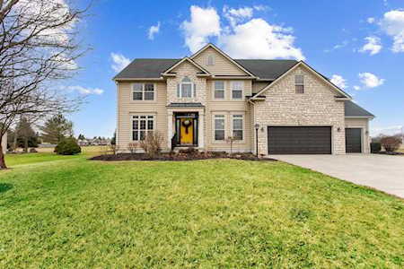 5281 Meadow Grove Drive Grove City, OH 43123