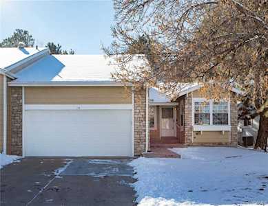 16 Sutherland Ct Highlands Ranch, CO 80130