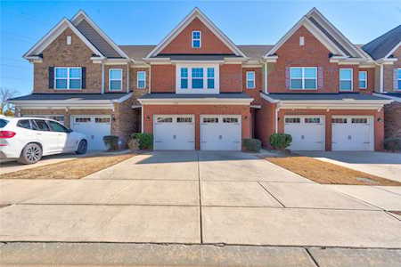 104 Burlingame Ct Mooresville, NC 28117
