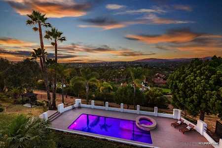 5316 La Crescenta Rancho Santa Fe, CA 92067
