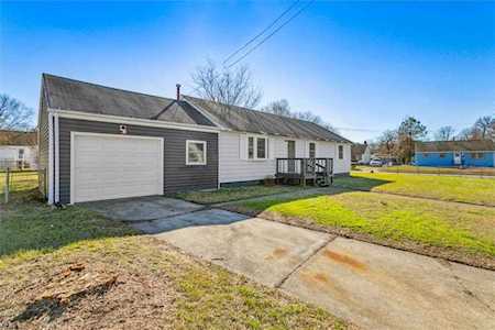 106 Chatham Terrace Hampton, VA 23666