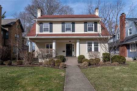 235 Volusia Avenue Oakwood, OH 45409