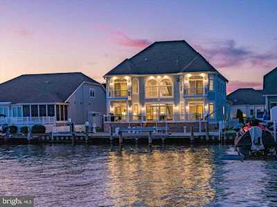 305 S Heron Gull Ct Ocean City, MD 21842