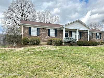 10838 Dorton Dr Louisville, KY 40272