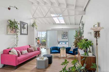941 W Hawthorn #5 San Diego, CA 92101