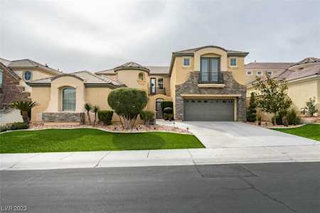 9309 Queen Charlotte Dr Las Vegas, NV 89145