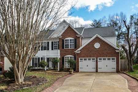 15739 Gathering Oaks Dr Huntersville, NC 28078