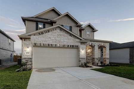41738 Tumbleweed Pass Ln Magnolia, TX 77354