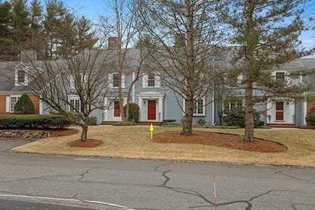 42 Fuller Pond Rd #42 Middleton, MA 01949