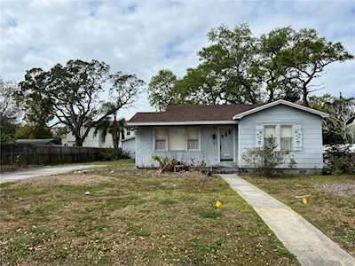 2816 12th St N St. Petersburg, FL 33704
