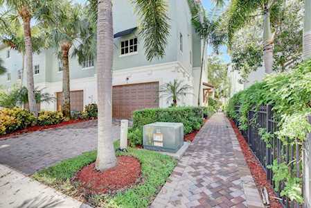 74 NW 7th Street Boca Raton, FL 33432