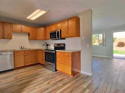 9247 Via Anita Santee, CA 92071