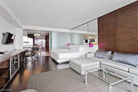 4381 W Flamingo Rd #2703 Las Vegas, NV 89103
