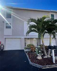 255 Capri CIRCLE N #6 Treasure Island, FL 33706