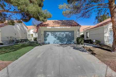 2260 Cassatt Dr Henderson, NV 89074