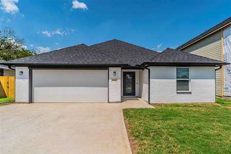 1461 Elmwood Avenue Fort Worth, TX 76104