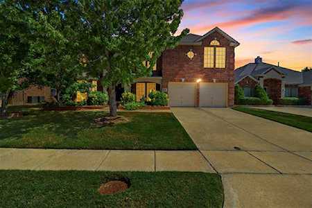6805 Alderbrook Drive Denton, TX 76210