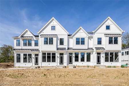 4790 Mills Pointe Way Westlake, OH 44145