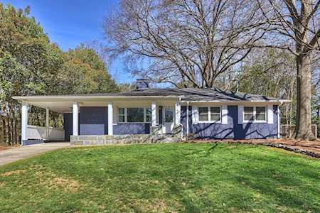631 Seneca Place Charlotte, NC 28210