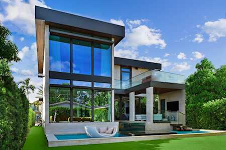 2051 N Bay Rd Miami Beach, FL 33140