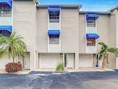 745 Pinellas Bayway S #106 Tierra Verde, FL 33715