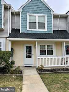 606 Hartland Ct Sewell, NJ 08080