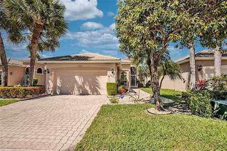 6627 Via Roma Delray Beach, FL 33446