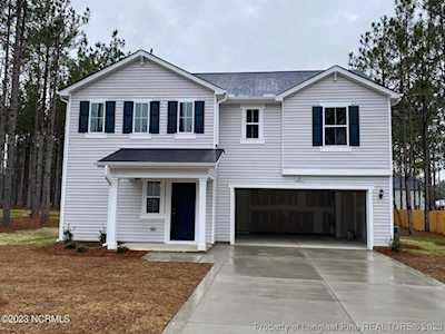 185 Desert Orchid Circle Raeford, NC 28376
