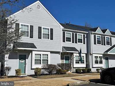 138 Covered Bridge Ct Sewell, NJ 08080