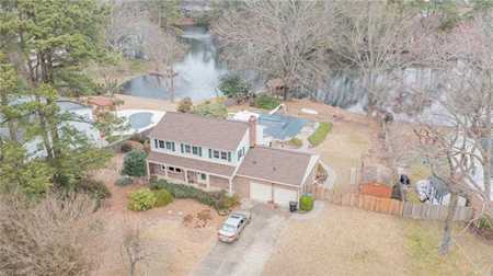3624 Kings Lake Dr Virginia Beach, VA 23452