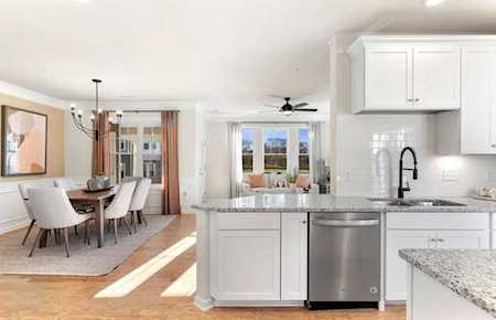 4113 Peters Farm Way #Unit 113 Westborough, MA 01581