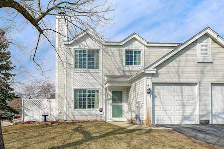 442 Benjamin Franklin Ct Aurora, IL 60504