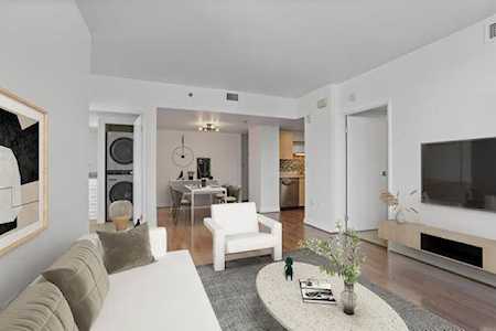 425 W Beech Street #618 San Diego, CA 92101