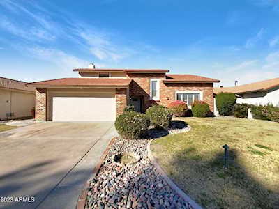 1530 E Edgewater Drive Tempe, AZ 85283