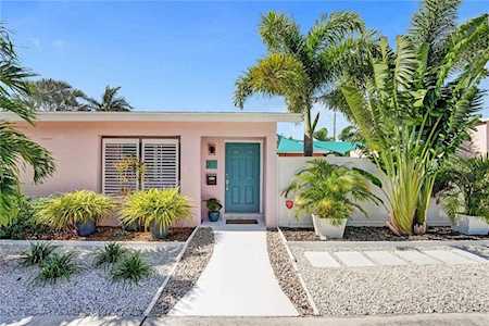 302 Cornell Dr Lake Worth Beach, FL 33460