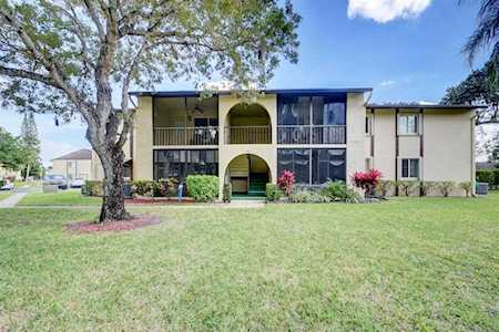 304 Pine Ridge Circle #B-2 Greenacres, FL 33463