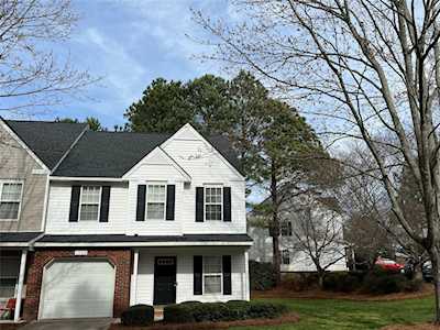 1967 University Heights Ln Charlotte, NC 28213