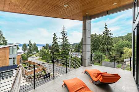 16908 SE 34th St Bellevue, WA 98008