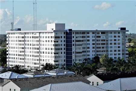 4350 Hillcrest Dr #716 Hollywood, FL 33021