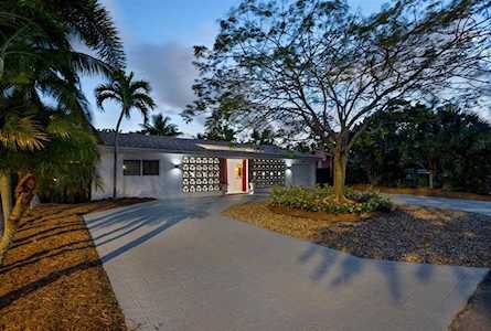 856 NW 6th Terrace Boca Raton, FL 33486