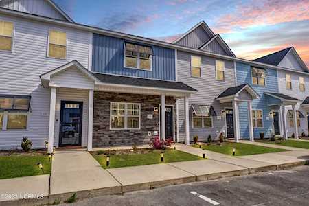 10 Outrigger Drive Swansboro, NC 28584