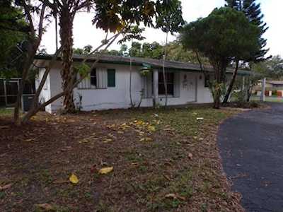101 SW 53rd Ave Plantation, FL 33317
