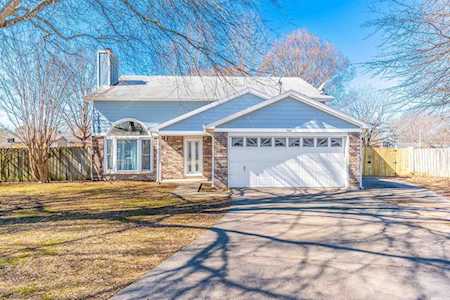 504 Bryant Meadows Dr Bryant, AR 72022