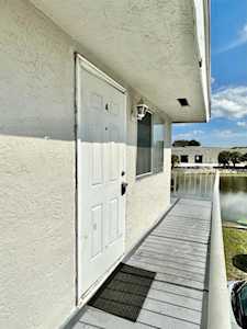 723 W Tiffany Drive #4 West Palm Beach, FL 33407