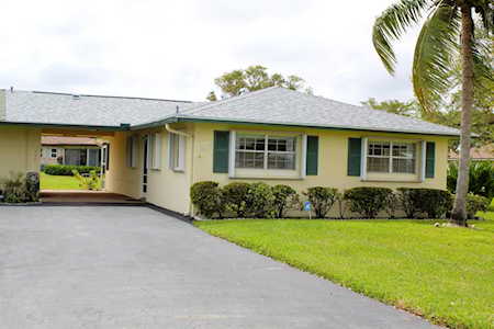 244 Cardinal Lane Delray Beach, FL 33445