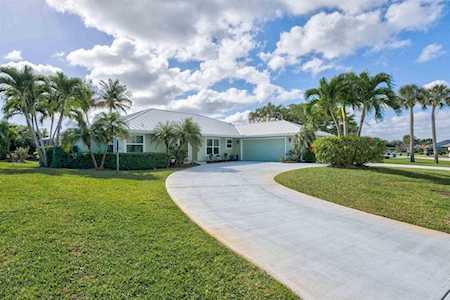 6924 SE Bunker Hill Drive Hobe Sound, FL 33455