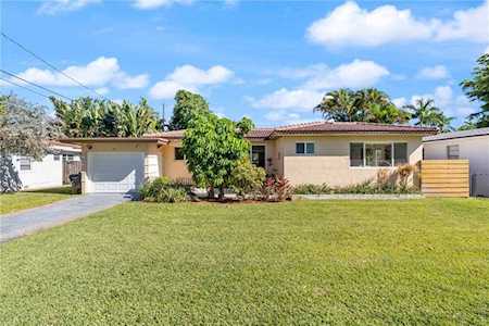 1411 N 16th Ct Hollywood, FL 33020